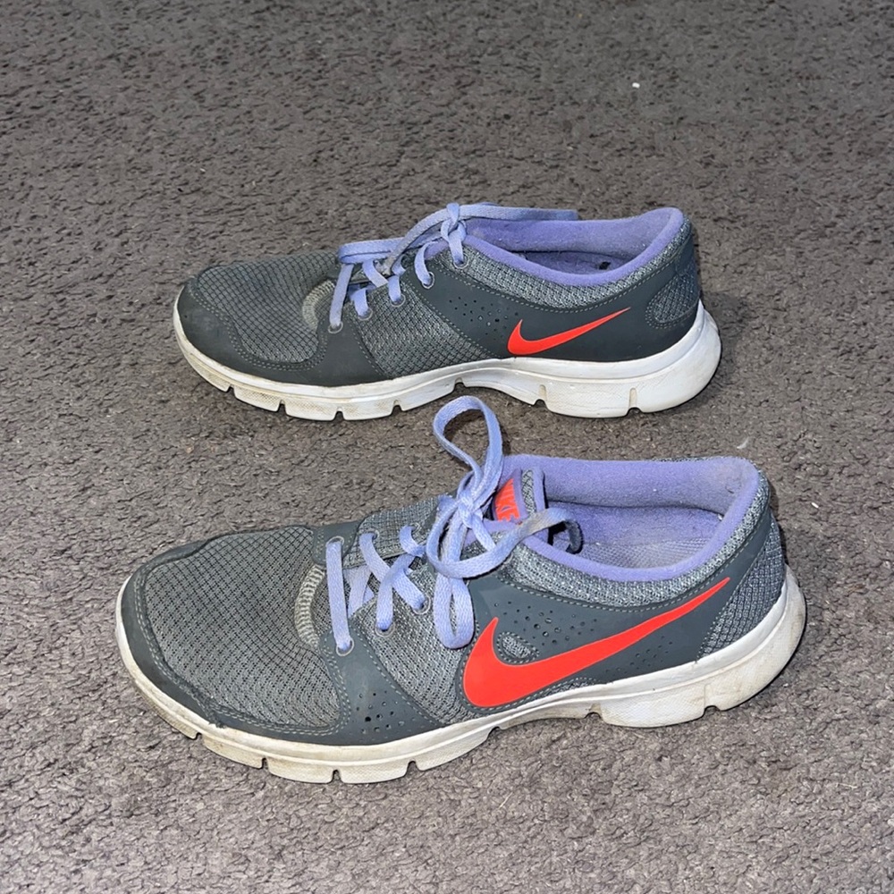 Ladies Nike Sneakers